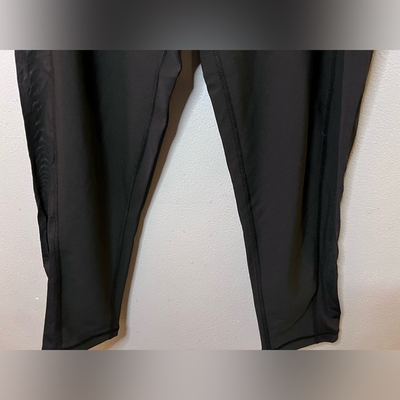Aqua Athletic Black Leggings with Side Pockets and Mesh Leg Size XS-XL MSRP $68 - Picture 4 of 15